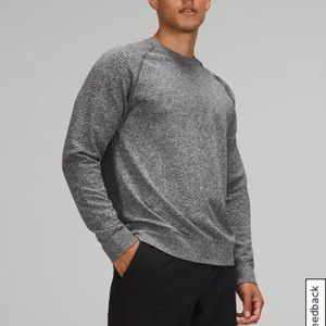 Lululemon men’s Engineered Warmth crew neck long sleeve pullover XS